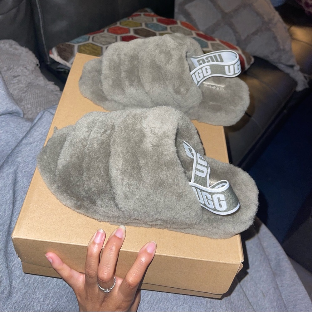 Womens UGG yeah slide